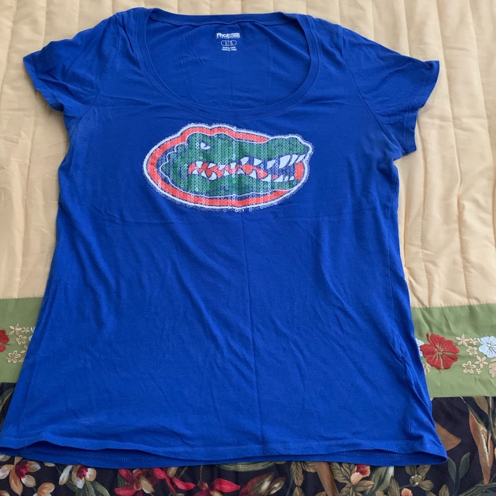 Florida Gators sequin Tshirt 🐊
